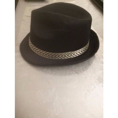 כובע ג'נטלמן -צבע שחור